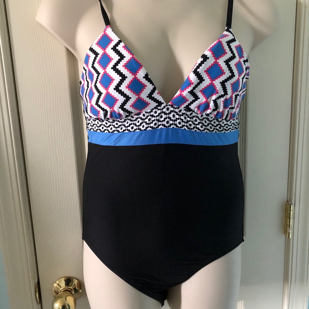 NWT Splendid bathing suit size L